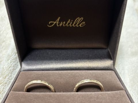 【Antille(アンティール)の口コミ】 指輪のデザイン、素材、形、全て自分好みのものができました。いろんなジ…