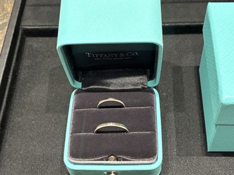 【ティファニー(Tiffany & Co.)の口コミ】 全周にミルグレインが施されているので、関節が太く指の付け根で回ってし…