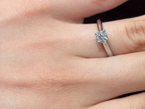 【カルティエ(Cartier)の口コミ】 NANAが好きなので、こちらの指輪に憧れがありました。
他のブランドのもの…