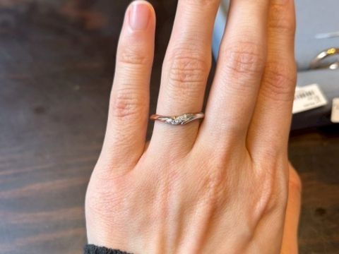 【ケイウノ ブライダル(K.UNO BRIDAL)の口コミ】 コンビカラーに憧れがありました！
元々ピンクゴールドの色味がとても好き…