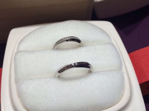 【俄(にわか)の口コミ】 結婚指輪は一生モノなので、色々なジュエリーショップをめぐりました。
俄…