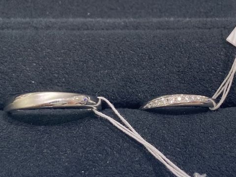 【ヴァンドーム青山(VENDOME AOYAMA)の口コミ】 店員さんにカーブが入ったようなデザインが似合うと勧められ、その中でも…