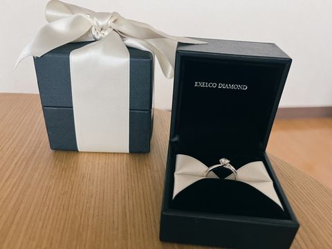 【エクセルコダイヤモンド(EXELCO DIAMOND)の口コミ】 婚約指輪を選ぶ中で【動きのあるデザイン】【ダイヤが並んだデザイン】【…