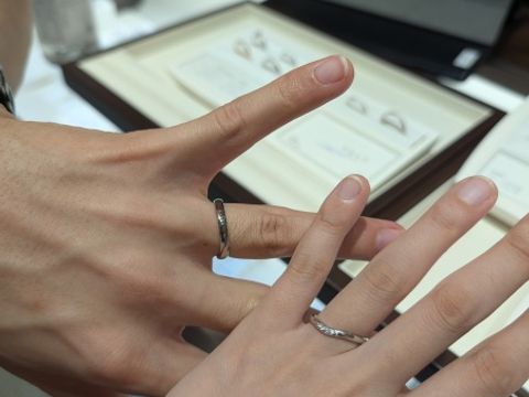 【俄(にわか)の口コミ】 ダイヤモンドのきらめきが強く、数粒のダイヤモンドでも存在感があって豪…