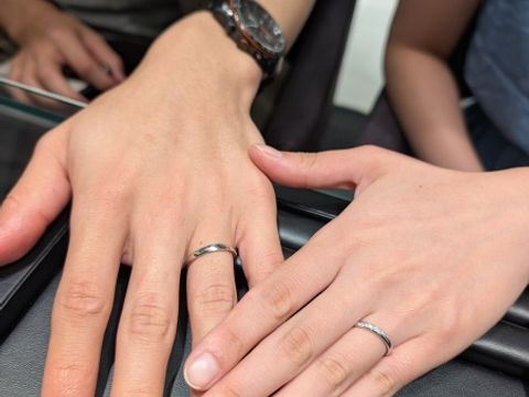 【ラザール ダイヤモンド(LAZARE DIAMOND)の口コミ】 夫婦で似合う形の指輪が異なりペアでの購入が難しいと思っていましたが、…