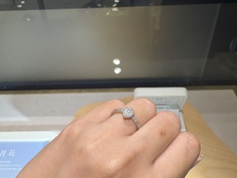 【SIENAROSE(シエナロゼ)の口コミ】 まず価格がリーズナブルなことにとても驚きました。百貨店にあるお店だっ…