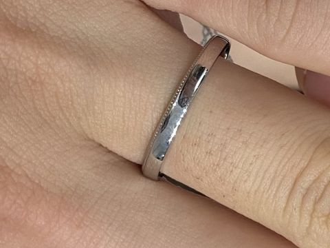 【アイプリモ(I-PRIMO)の口コミ】 とてもシンプルなデザインですが、下の部分のミルがかわいらしいです。シ…