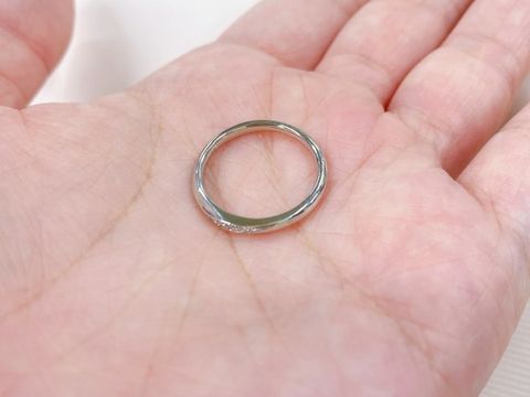 【ケイウノ ブライダル(K.UNO BRIDAL)の口コミ】 ケイウノブライダルの「フォルテ」は、シンプルで飽きのこないデザインが…