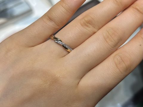 【アイプリモ(I-PRIMO)の口コミ】 プラチナとゴールドのコンビニリングで、デザインも人と被りにくく良かっ…