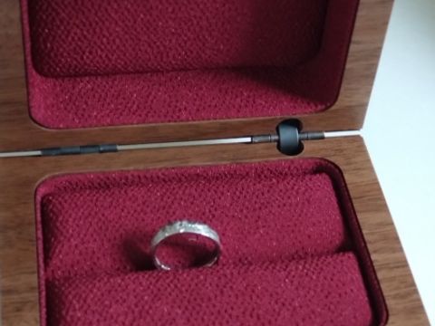 【MIORING(ミオリング)の口コミ】 せっかく購入するのであればあまり他と被らないものをと指輪探しをしてお…