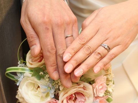 【Flowers(フラワーズ)の口コミ】 デザインがドンピシャで自分好みでした。
初めて写真で見た時から気になっ…