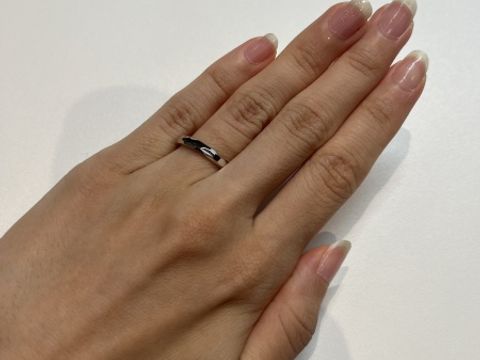 【BRILLIANCE+(ブリリアンスプラス)の口コミ】 シルバー以外の色がある事も決め手でした。またシンプルな人と同じデザイ…