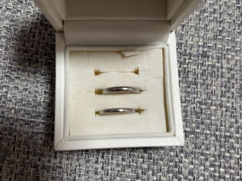 【カルティエ(Cartier)の口コミ】 シンプルイズベストの思考で、指輪だけのシンプルなものにしました。神経…