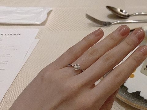 【TRECENTI(トレセンテ)の口コミ】 花の形状をしている特徴的な指輪であり、気にいる人は気に入りやすいと思…