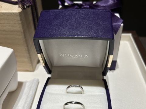 【俄(にわか)の口コミ】 元々は2人で同じデザインの指輪で、お揃い感を出したいと要望を出していま…