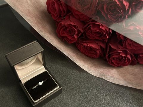 【アイプリモ(I-PRIMO)の口コミ】 初めて指輪を購入しました。デザインは色々な店舗ブランド見させて頂いた…