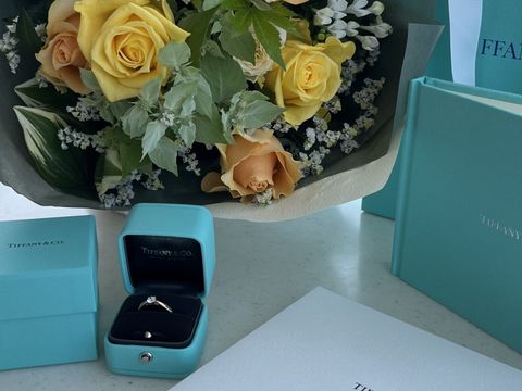 【ティファニー(Tiffany & Co.)の口コミ】 シンプルながらも、ダイヤモンドに向かって指輪が細くなることでダイヤモ…