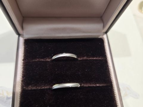 【アイプリモ(I-PRIMO)の口コミ】 鍛造で丈夫なところとねじれている模様があるんですが、そこにつや消し加…