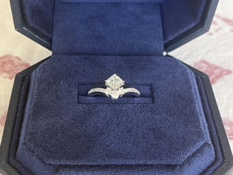【ROYAL ASSCHER(ロイヤル・アッシャー)の口コミ】 非常に個性的なデザインなので他人と被ることはほとんどないと思います。…