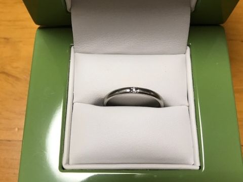 【Crea(クレア)の口コミ】 指になじむラウンドの切り口と、シンプルなデザインが決めてでした。また…