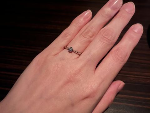 【ラザール ダイヤモンド(LAZARE DIAMOND)の口コミ】 重ね付けして可愛いデザインがいいなと思い、婚約&結婚指輪を一緒に探…