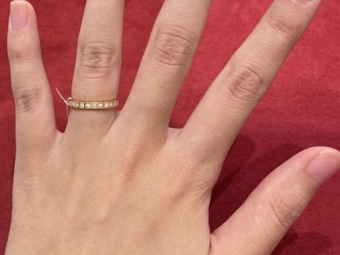 【ショパール(Chopard)の口コミ】 ネットで見るよりもゴージャスでキラキラ輝いていました。180度回した時の…