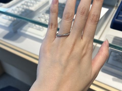 【銀座ダイヤモンドシライシの口コミ】 「Diana D.」は月光が水面に反射するような輝きをイメージした繊細なハー…