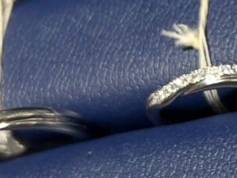 【銀座ダイヤモンドシライシの口コミ】 プラチナかつキラキラとダイヤが輝くものを探していました。
ダイヤの数も…