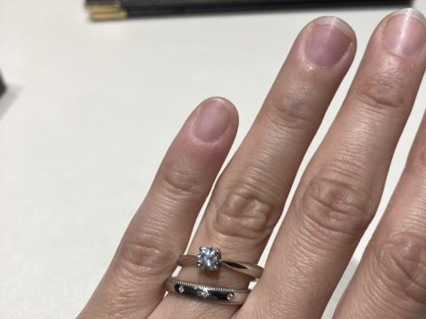 【アイプリモ(I-PRIMO)の口コミ】 他店の外資系ブランドでミルグレインを試着し良かったためこちらの店舗で…