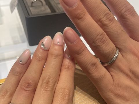 【ティファニー(Tiffany & Co.)の口コミ】 男性用と全く同じデザインにしたいと思った時、やはりダイヤがないデザイ…