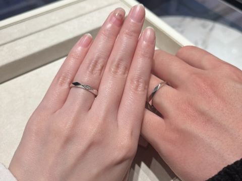 【ブシュロン(BOUCHERON)の口コミ】 指輪＝キラキラの憧れはありつつ、仕事柄ダイヤモンドは控えめにしたい。…