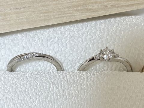 【AMATSU(アマツ)の口コミ】  amatsuの龍で揃えました。おすすめポイントはデザインです。結婚指輪は、…