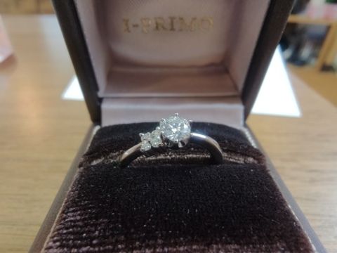 【アイプリモ(I-PRIMO)の口コミ】 ピンクのメレダイヤがさり気なくついており、非常に特別感を感じるデザイ…