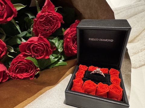 【エクセルコダイヤモンド(EXELCO DIAMOND)の口コミ】 プロポーズされる前に彼と一緒に店舗へ行きました。最初は一石ダイヤのソ…