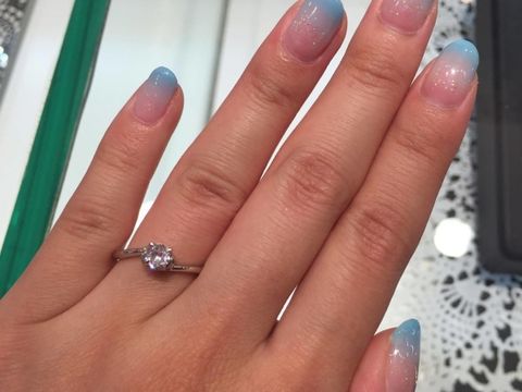 【JEWELRY  KAMATA(ジュエリーかまた)の口コミ】 購入したエンゲージリングとどちらにするか最後まで迷いました。ダイヤが…