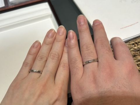 【杢目金屋(もくめがねや)の口コミ】 桜のデザインが入ったおしゃれな日本風の指輪が気に入りました。和風なデ…