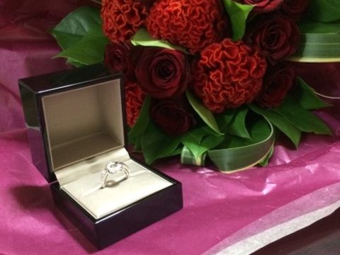 【ブルガリ(BVLGARI)の口コミ】 元々好きなブランドでしたが、他のブランドに比べて女性らしすぎないデザ…