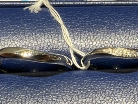 【銀座ダイヤモンドシライシの口コミ】 ウェーブはあまり候補には考えてなかったのですが、この指輪はウェーブだ…