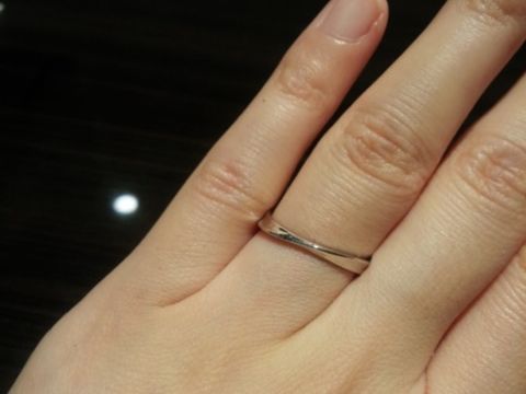 【JEWELRY  KAMATA(ジュエリーかまた)の口コミ】 一見シンプルすぎてどうなのかなぁ…と思ったんですが、逆甲でライ…