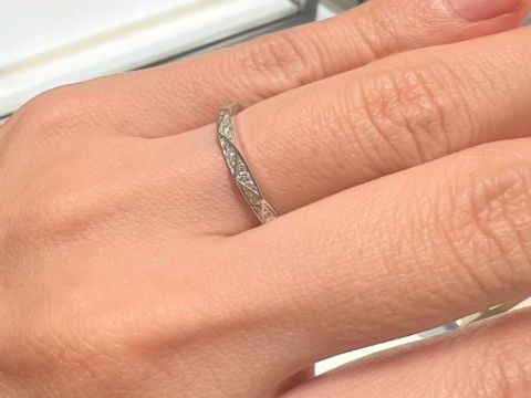 【グラフ(GRAFF)の口コミ】 ダイヤモンドがこだわりのブランドということで、ダイヤモンドが全体的に…