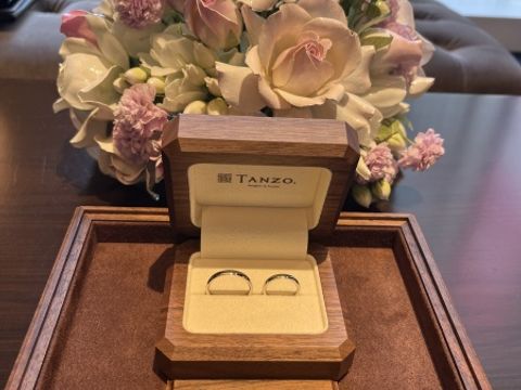 【TANZO.(鍛造指輪)の口コミ】 普段指輪等つけないので、つけることに抵抗があるのですが、実際につけ心…