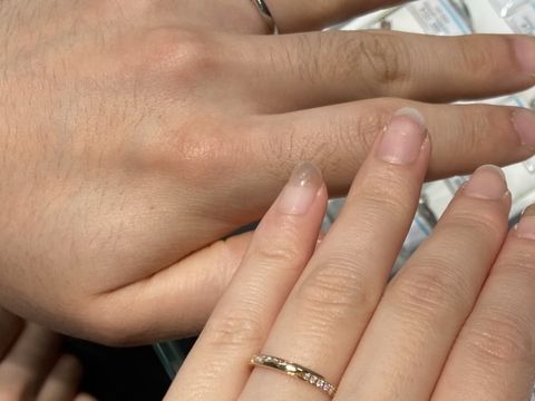 【銀座ダイヤモンドシライシの口コミ】 元々はダイアモンドも付いていないシンプルなリングを探していました。で…