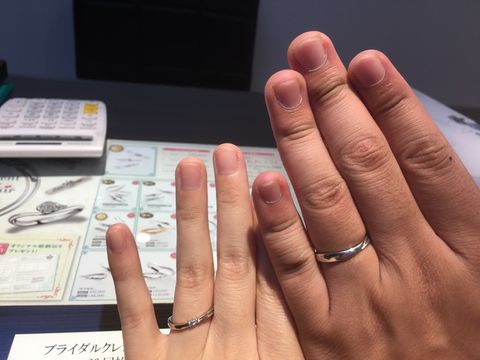 【JEWELRY  KAMATA(ジュエリーかまた)の口コミ】 一番の決め手は、他に試着させて頂いて検討した指輪に比べて、男性用と女…