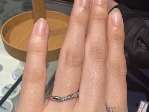 【COLANY(コラニー)の口コミ】 ビジュピコでは様々なブランドの指輪を見せていただきました。パッと見て…