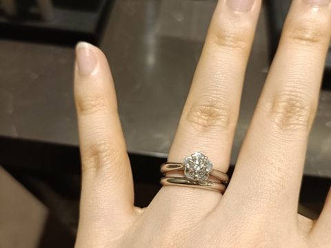 【シャネル(CHANEL)の口コミ】 もともと調べてたカメリアコレクションが気になっていて、カメリアコレク…