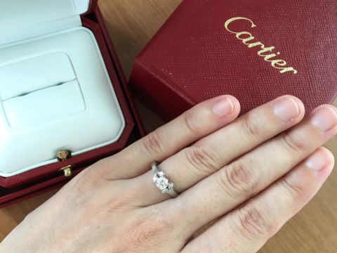 【カルティエ(Cartier)の口コミ】 ダイヤモンドが沢山付いているのはゴテゴテして嫌だけど、シンプル過ぎて…