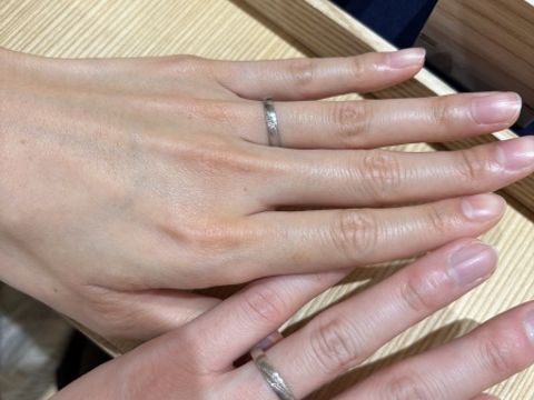 【TOMOE(トモエ)の口コミ】 指輪のデザインが和風のお店で一つ一つに特徴があったので、気になったも…