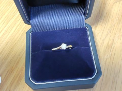 【銀座ダイヤモンドシライシの口コミ】 いろんなデザインがあるので、その人に合うリングを選ぶ事ができるとおも…