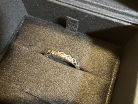 【シャネル(CHANEL)の口コミ】 一目見てシャネルと分かるキルティングのデザインに惹かれました。デザイ…