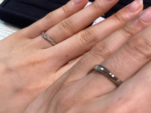 【TRECENTI(トレセンテ)の口コミ】 指輪のデザインは色々とありまして、ウェーブ、ストレート、V字のさまざま…